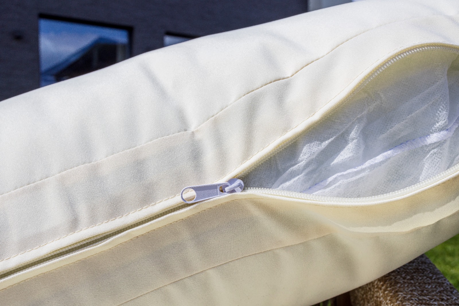 Подушка под спину кресла MICHELLE 3